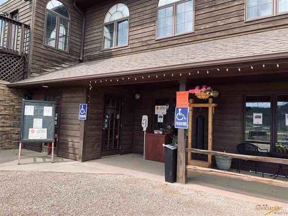 Wooley's Grill & Cellar: 1648 Highway 18 Byp, Hot Springs, SD 57747